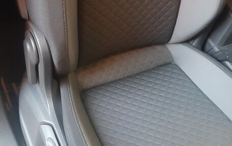 Volkswagen Tiguan II, 2020 год, 2 390 000 рублей, 15 фотография