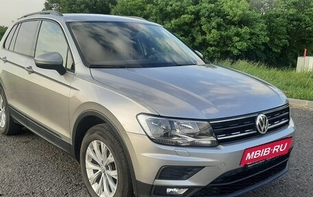 Volkswagen Tiguan II, 2020 год, 2 390 000 рублей, 4 фотография