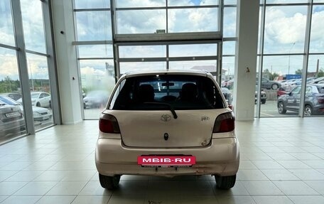 Toyota Vitz, 1999 год, 271 264 рублей, 6 фотография