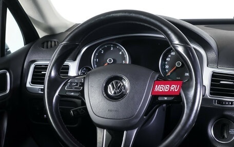 Volkswagen Touareg III, 2015 год, 3 000 000 рублей, 14 фотография