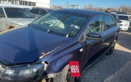 Volkswagen Polo VI (EU Market), 2011 год, 250 000 рублей, 2 фотография