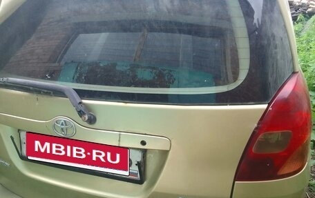 Toyota Corolla Spacio II, 2001 год, 250 000 рублей, 4 фотография
