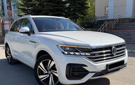 Volkswagen Touareg III, 2020 год, 5 700 000 рублей, 1 фотография