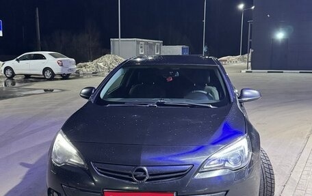 Opel Astra J, 2012 год, 650 000 рублей, 1 фотография