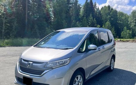 Honda Freed II, 2017 год, 1 700 000 рублей, 1 фотография