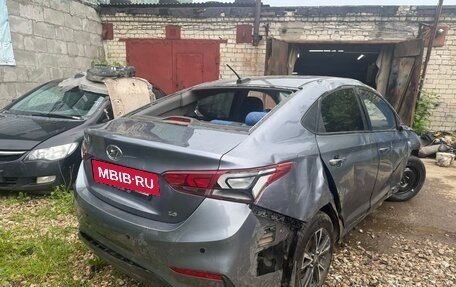 Hyundai Solaris II рестайлинг, 2017 год, 320 000 рублей, 4 фотография