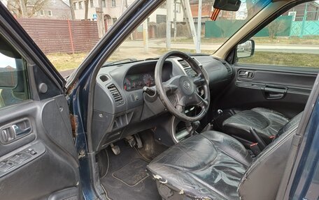 Nissan Terrano II рестайлинг, 2004 год, 250 000 рублей, 9 фотография