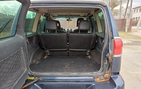 Nissan Terrano II рестайлинг, 2004 год, 250 000 рублей, 19 фотография
