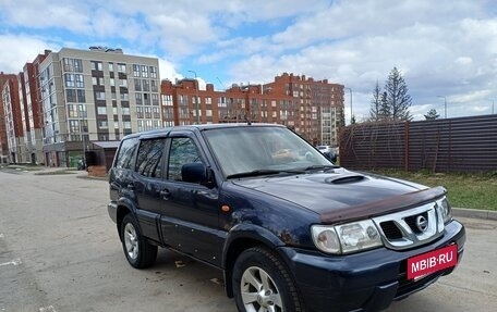 Nissan Terrano II рестайлинг, 2004 год, 250 000 рублей, 2 фотография