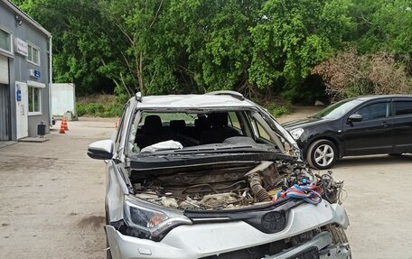 Toyota RAV4, 2016 год, 1 100 000 рублей, 2 фотография