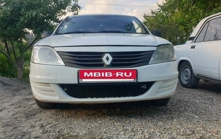 Renault Logan I, 2012 год, 220 000 рублей, 3 фотография
