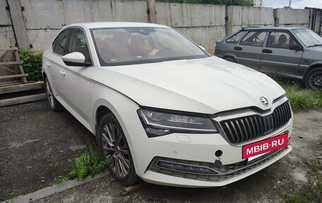 Skoda Superb III рестайлинг, 2021 год, 1 650 000 рублей, 6 фотография
