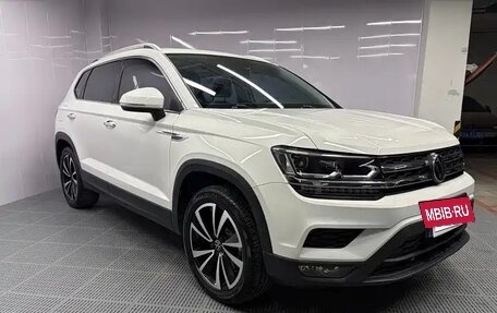 Volkswagen Tharu, 2022 год, 1 832 000 рублей, 3 фотография