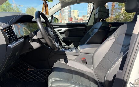 Volkswagen Touareg III, 2020 год, 5 700 000 рублей, 8 фотография