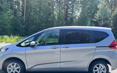 Honda Freed II, 2017 год, 1 700 000 рублей, 3 фотография