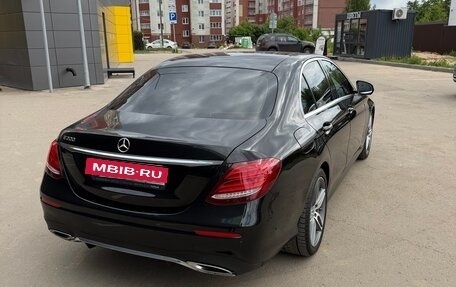 Mercedes-Benz E-Класс, 2016 год, 2 800 000 рублей, 5 фотография