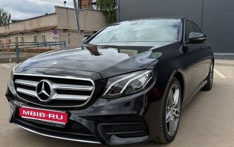 Mercedes-Benz E-Класс, 2016 год, 2 800 000 рублей, 3 фотография
