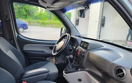 Fiat Doblo I, 2011 год, 800 000 рублей, 12 фотография