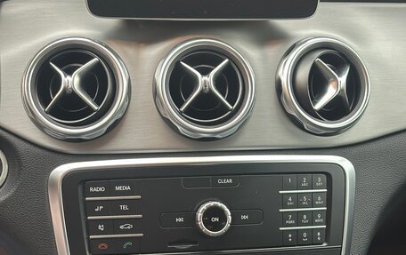 Mercedes-Benz GLA, 2017 год, 2 700 000 рублей, 11 фотография