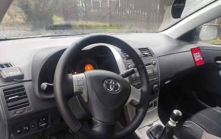 Toyota Corolla, 2009 год, 499 000 рублей, 1 фотография