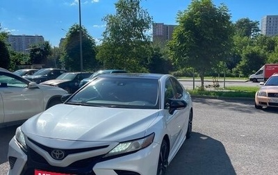 Toyota Camry, 2018 год, 2 230 000 рублей, 1 фотография