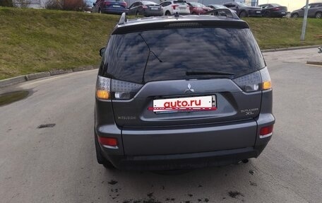 Mitsubishi Outlander III рестайлинг 3, 2011 год, 1 050 000 рублей, 4 фотография