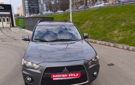 Mitsubishi Outlander III рестайлинг 3, 2011 год, 1 050 000 рублей, 3 фотография