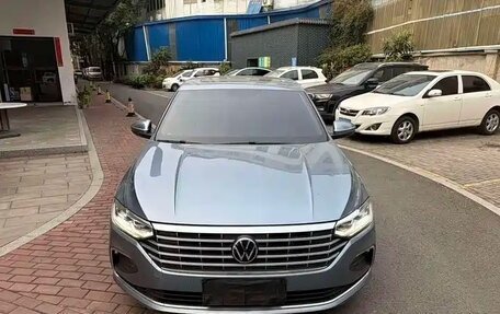 Volkswagen Lavida, 2023 год, 1 473 000 рублей, 2 фотография