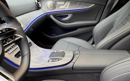 Mercedes-Benz E-Класс, 2021 год, 6 800 000 рублей, 4 фотография