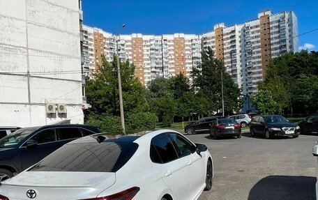 Toyota Camry, 2018 год, 2 230 000 рублей, 7 фотография