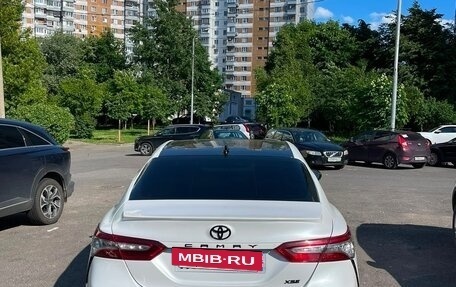 Toyota Camry, 2018 год, 2 230 000 рублей, 8 фотография