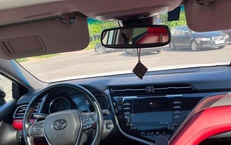 Toyota Camry, 2018 год, 2 230 000 рублей, 14 фотография