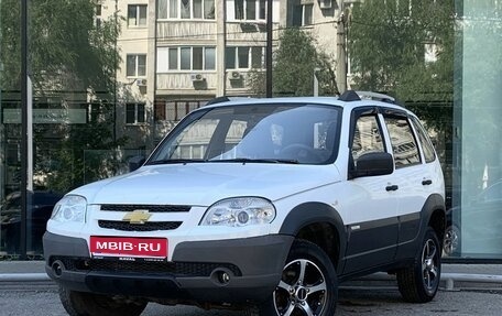 Chevrolet Niva I рестайлинг, 2014 год, 470 000 рублей, 1 фотография