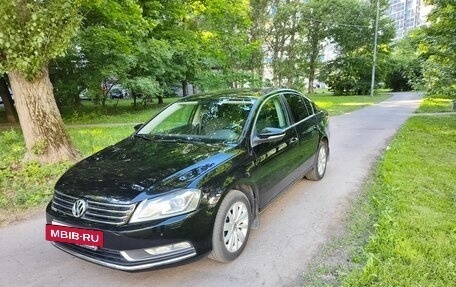 Volkswagen Passat B7, 2013 год, 1 050 000 рублей, 2 фотография