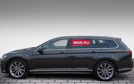 Volkswagen Passat B8 рестайлинг, 2023 год, 2 750 000 рублей, 5 фотография