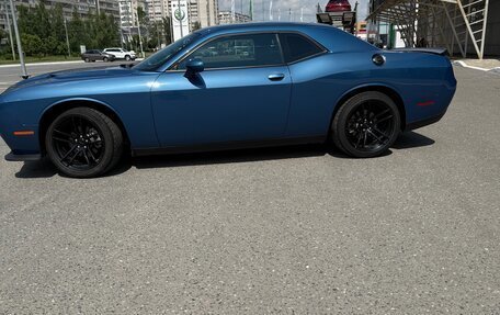 Dodge Challenger III рестайлинг 2, 2022 год, 5 000 500 рублей, 4 фотография