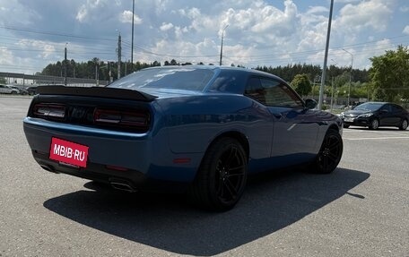 Dodge Challenger III рестайлинг 2, 2022 год, 5 000 500 рублей, 6 фотография