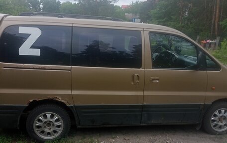 Hyundai Starex I рестайлинг, 2001 год, 300 000 рублей, 4 фотография