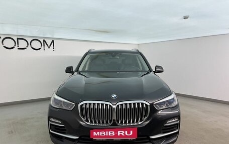 BMW X5, 2019 год, 5 270 000 рублей, 3 фотография