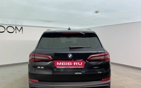 BMW X5, 2019 год, 5 270 000 рублей, 4 фотография