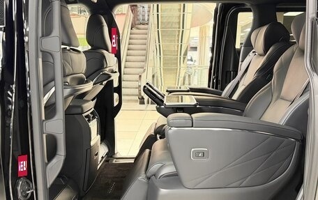 Toyota Alphard, 2025 год, 13 999 000 рублей, 29 фотография