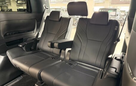 Toyota Alphard, 2025 год, 13 999 000 рублей, 36 фотография