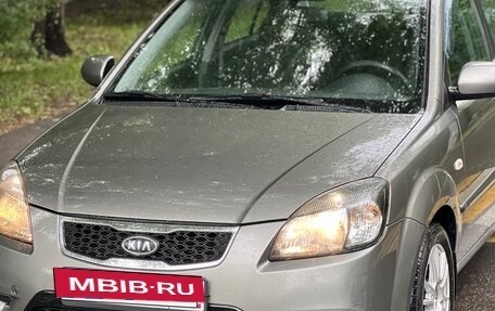KIA Rio II, 2011 год, 865 000 рублей, 2 фотография