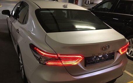 Toyota Camry, 2020 год, 3 190 000 рублей, 3 фотография