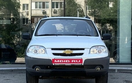 Chevrolet Niva I рестайлинг, 2014 год, 470 000 рублей, 2 фотография