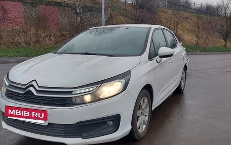 Citroen C4 II рестайлинг, 2017 год, 650 000 рублей, 2 фотография