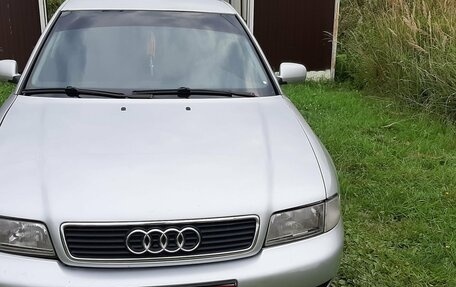 Audi A4, 1995 год, 260 000 рублей, 1 фотография