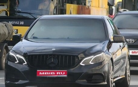 Mercedes-Benz E-Класс, 2013 год, 1 640 000 рублей, 1 фотография