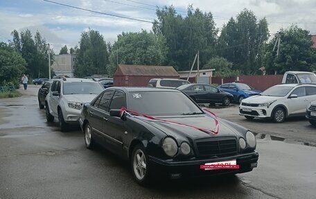 Mercedes-Benz E-Класс, 1998 год, 320 000 рублей, 4 фотография