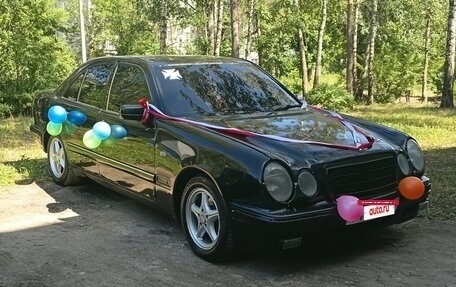 Mercedes-Benz E-Класс, 1998 год, 320 000 рублей, 2 фотография